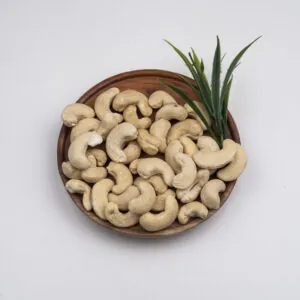 ভিয়েতনামি সাদা কাজুবাদাম জম্বু সাইজ (Vietnamese White Cashews Jumbo Size)